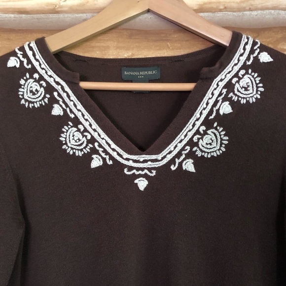Vintage Banana Republic Factory embroidered v-neck sweater size medium - Picture 3 of 8